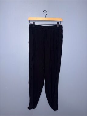 Suzanne Betro • Black Joggers
